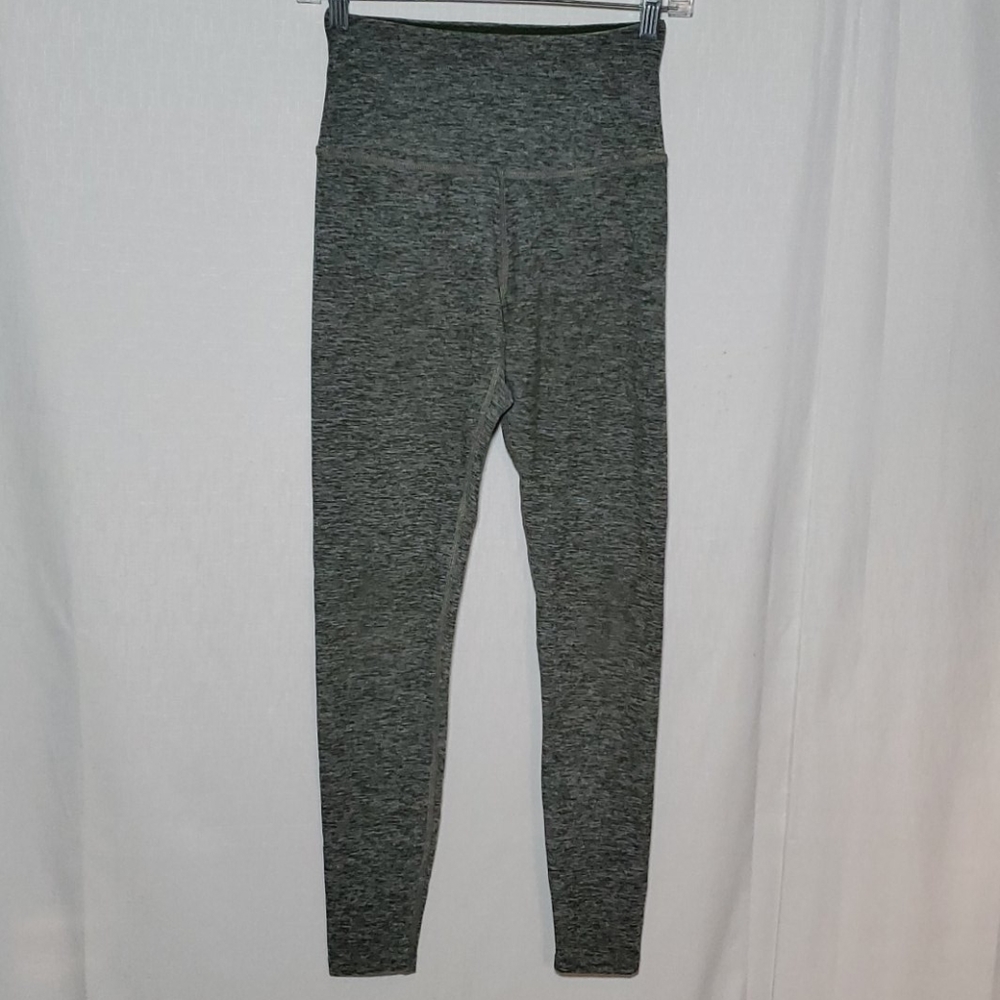 Beyond Yoga Caught In The Midi High Waist Leggings